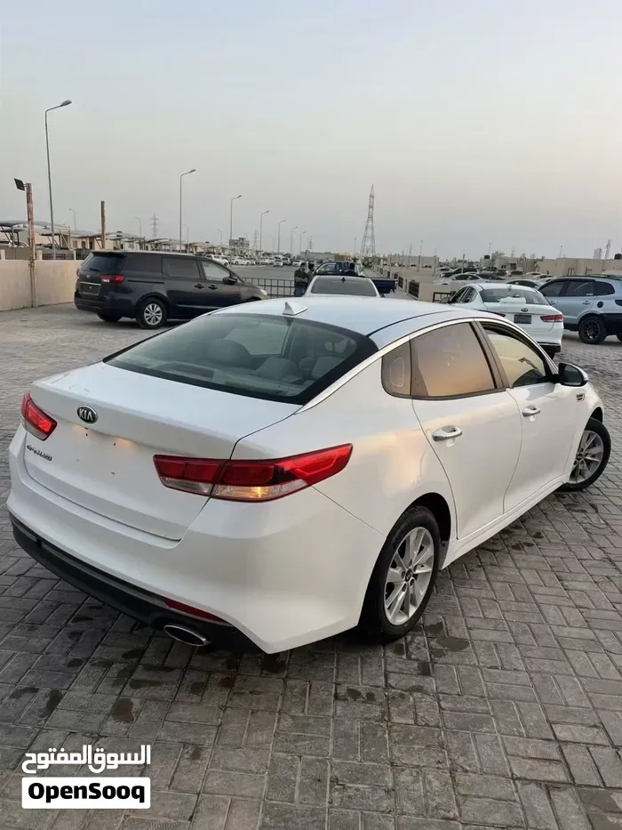 Kia Optima 2017 photo 3