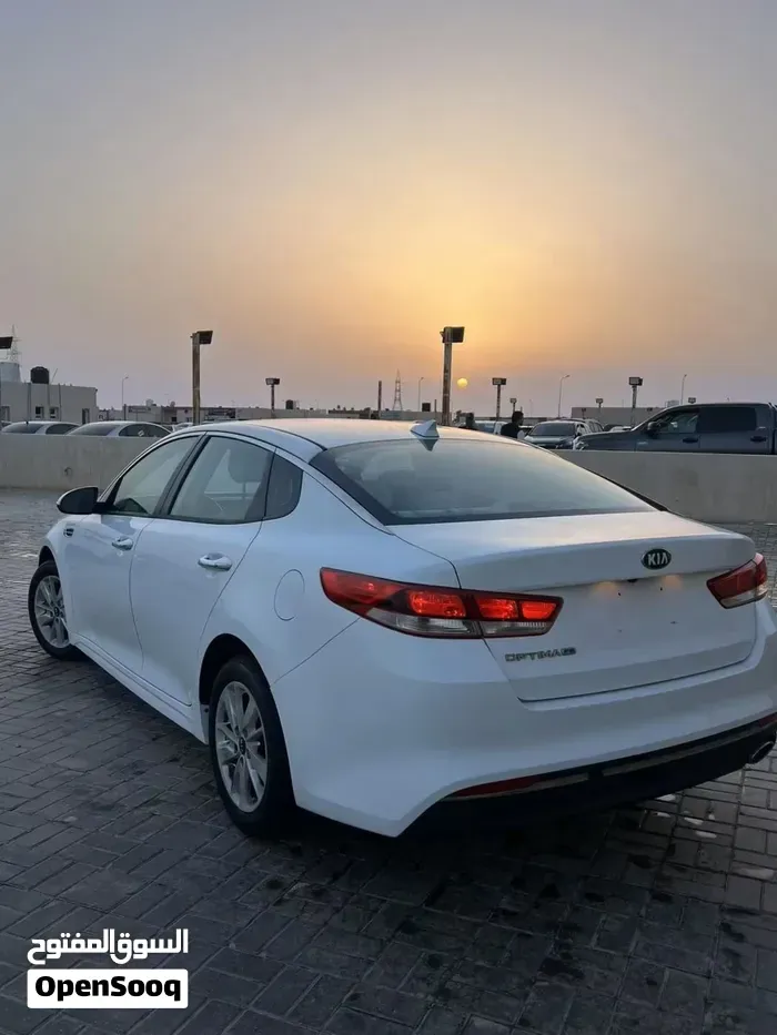 Kia Optima 2017 photo 4