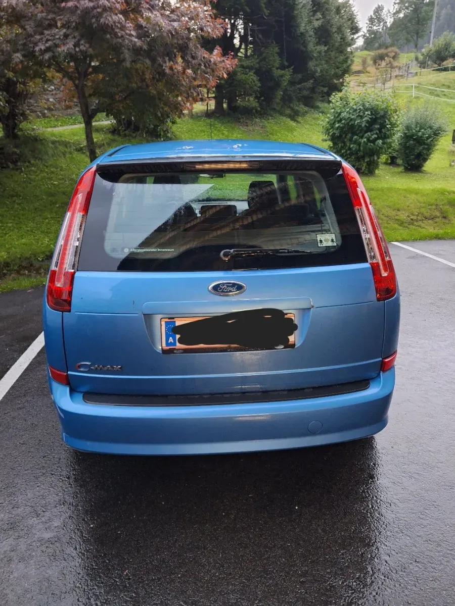 Ford C-Max 2010 photo 2