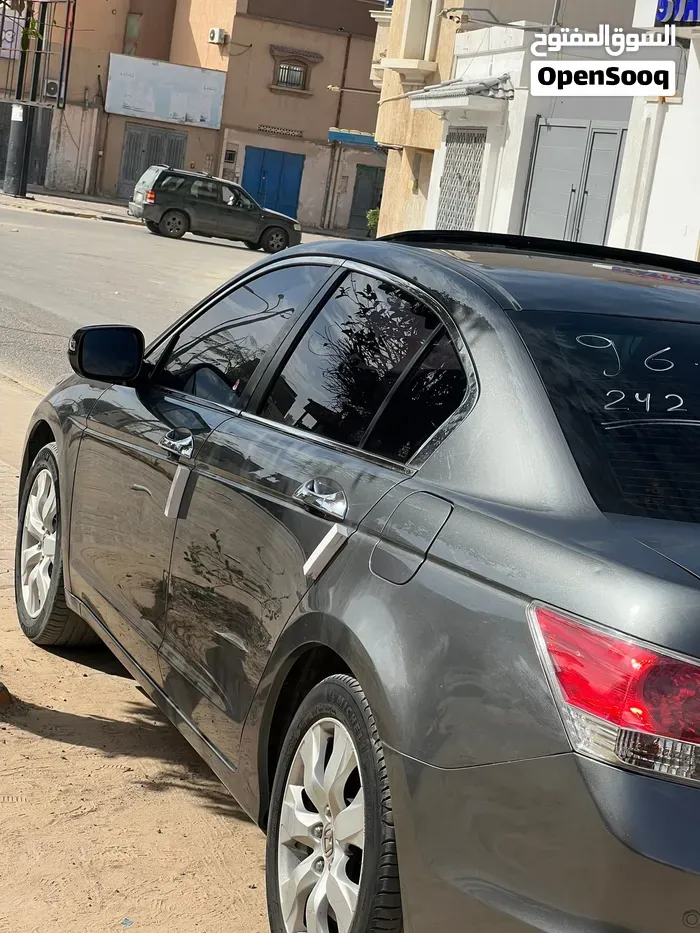 Honda Accord 2010 photo 3