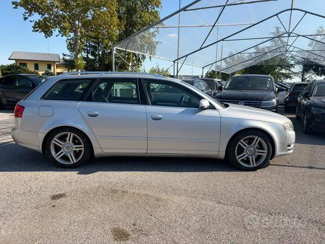 Audi A4 2005 photo 2