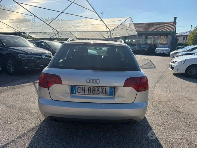 Audi A4 2005 photo 4