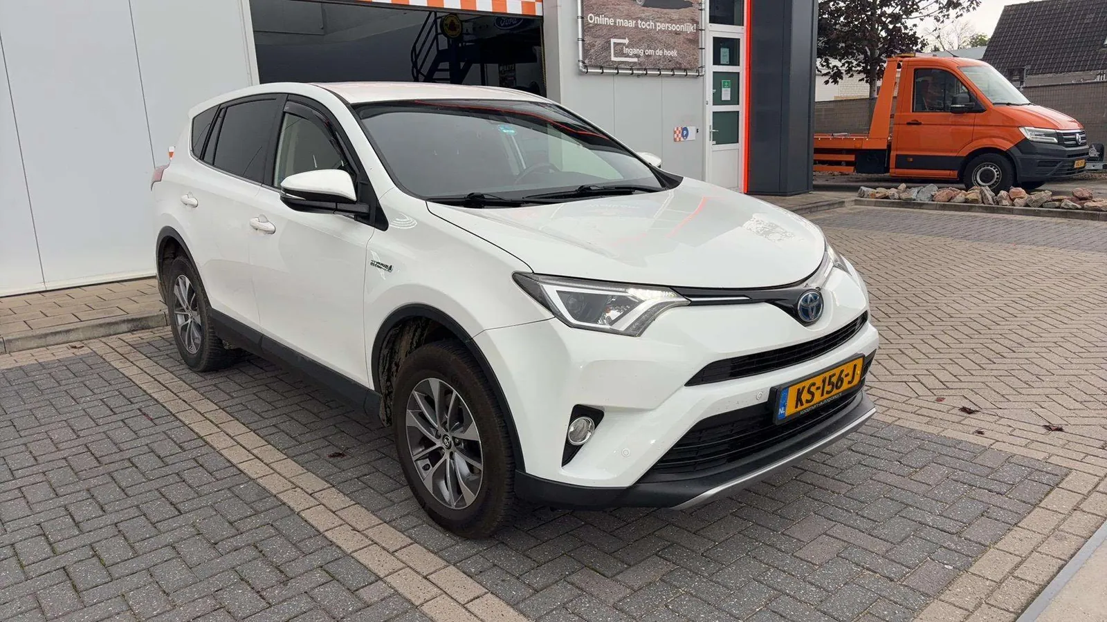 Toyota Rav4 2017 photo 5