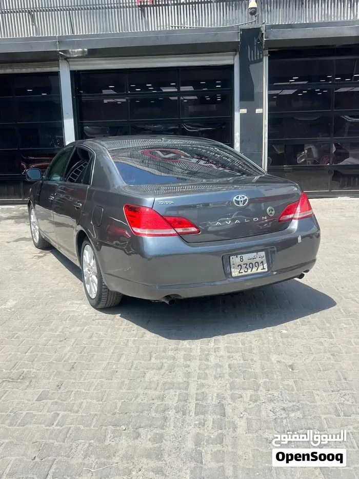 Toyota Avalon