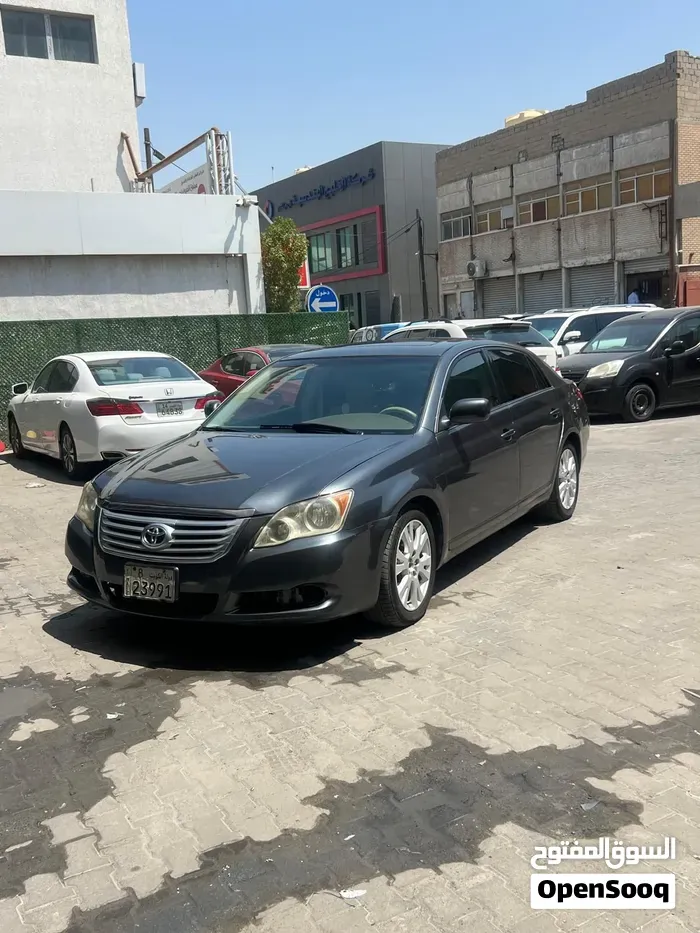 Toyota Avalon 2010 photo 2