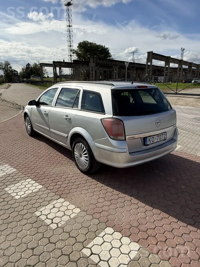 Opel Astra 2006 photo 3