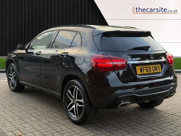 Mercedes-Benz Gla 2019 photo 3