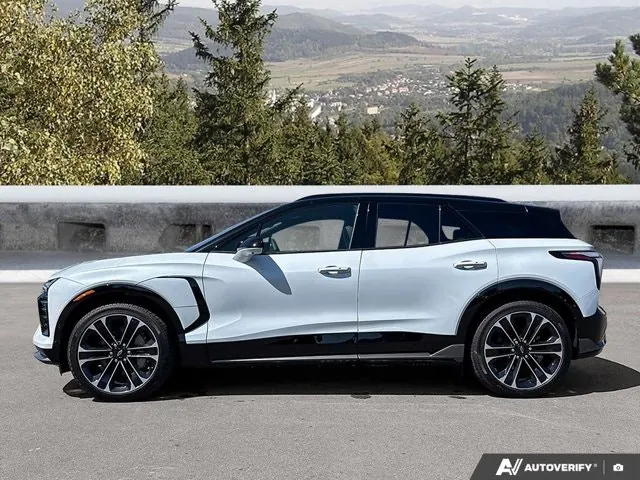 Chevrolet Blazer 2026 photo 2
