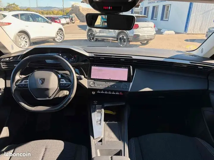Peugeot 308 2023 photo 2