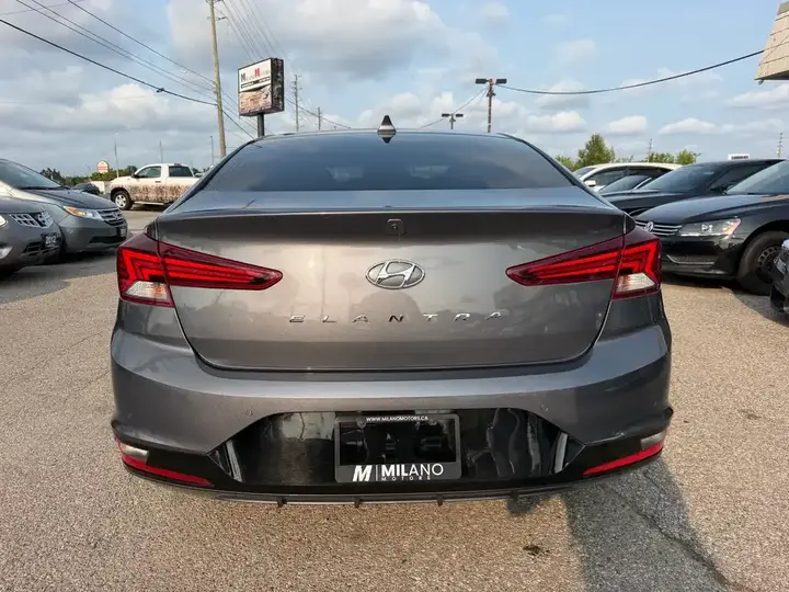 Hyundai Elantra 2020 photo 3