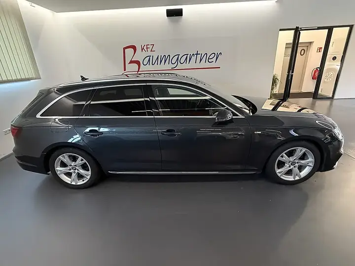 Audi A4 Avant 2018 photo 3