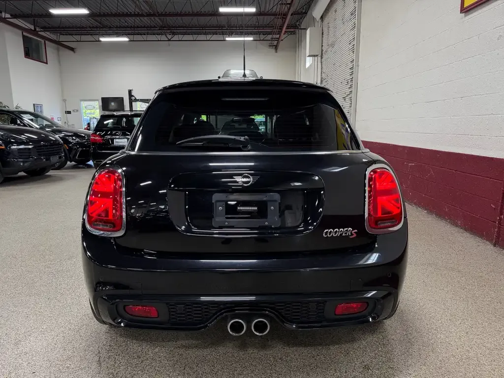 Mini 5 Door 2020 photo 4