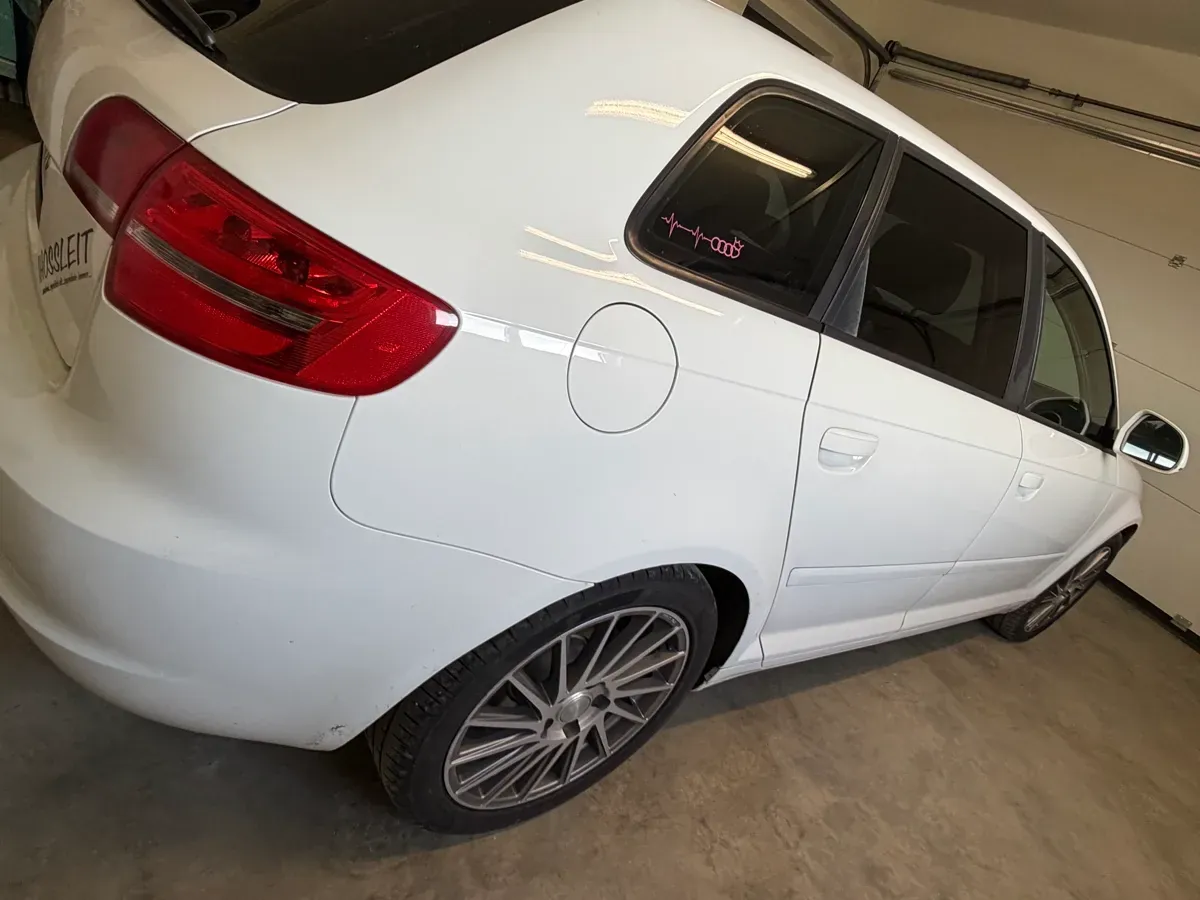Audi A3 2009 photo 2