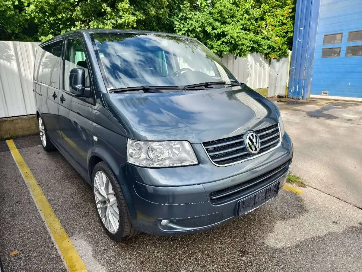 Volkswagen Caravelle 2006 photo 3
