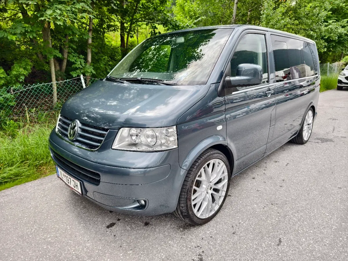 Volkswagen Caravelle