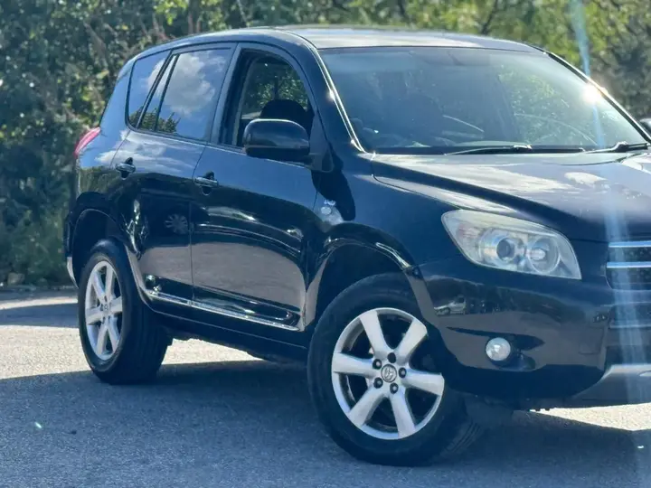 Toyota Rav4 2009 photo 5