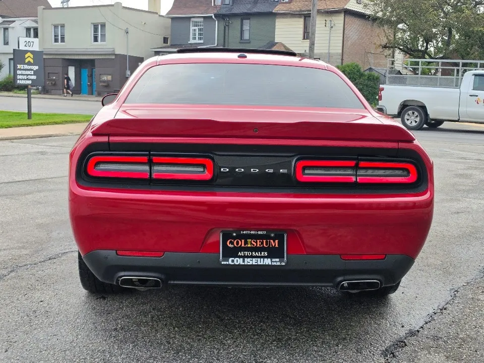 Dodge Challenger 2017 photo 4