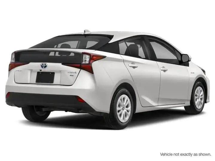 Toyota Prius 2022 photo 2