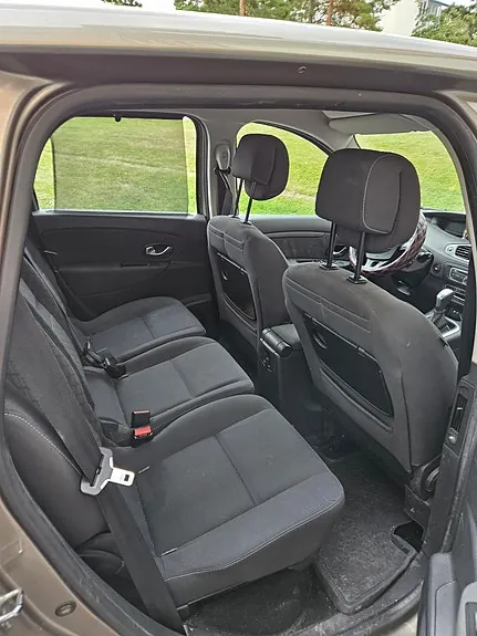 Renault Scenic Iii 2011 photo 3