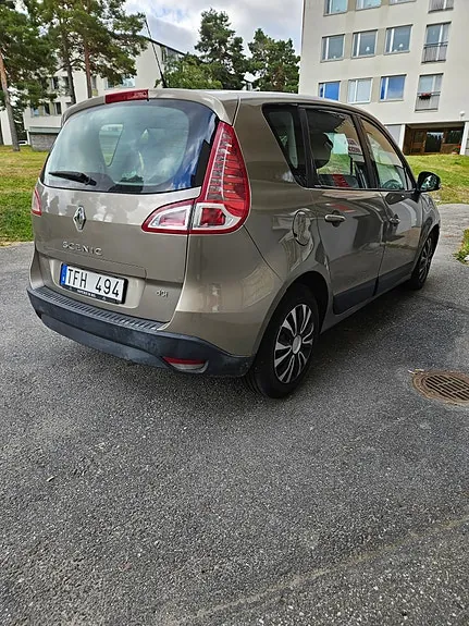Renault Scenic Iii 2011 photo 5