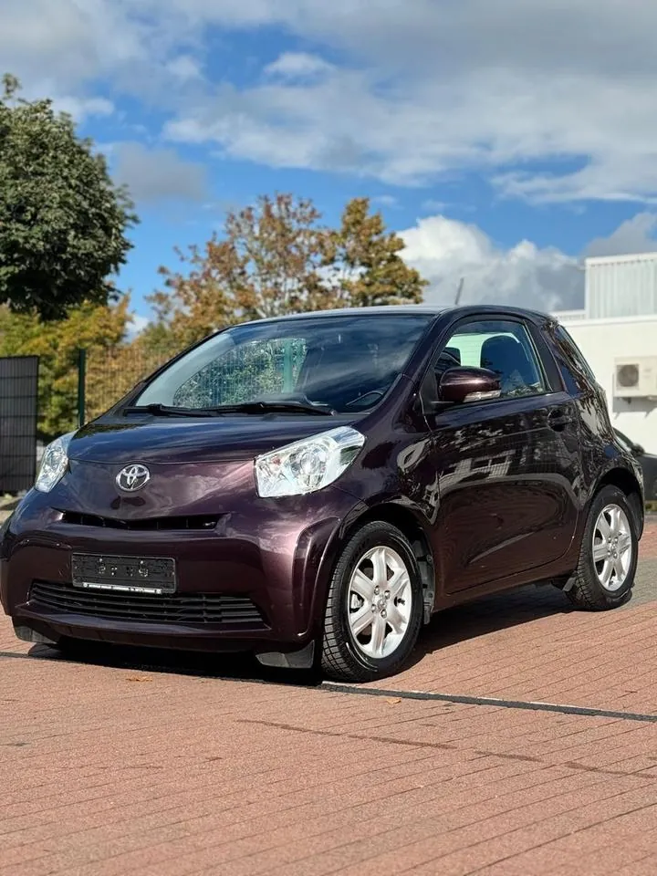 Toyota Iq