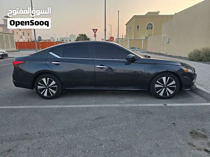 Nissan Altima 2019 photo 3