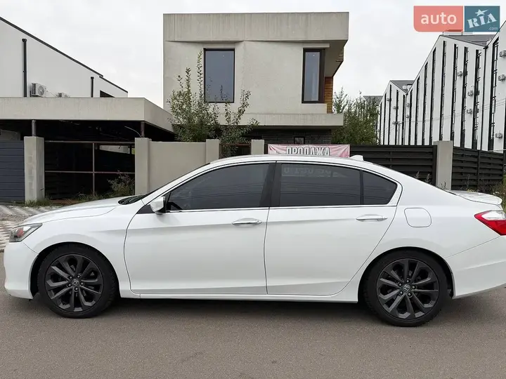 Honda Accord 2015 photo 5