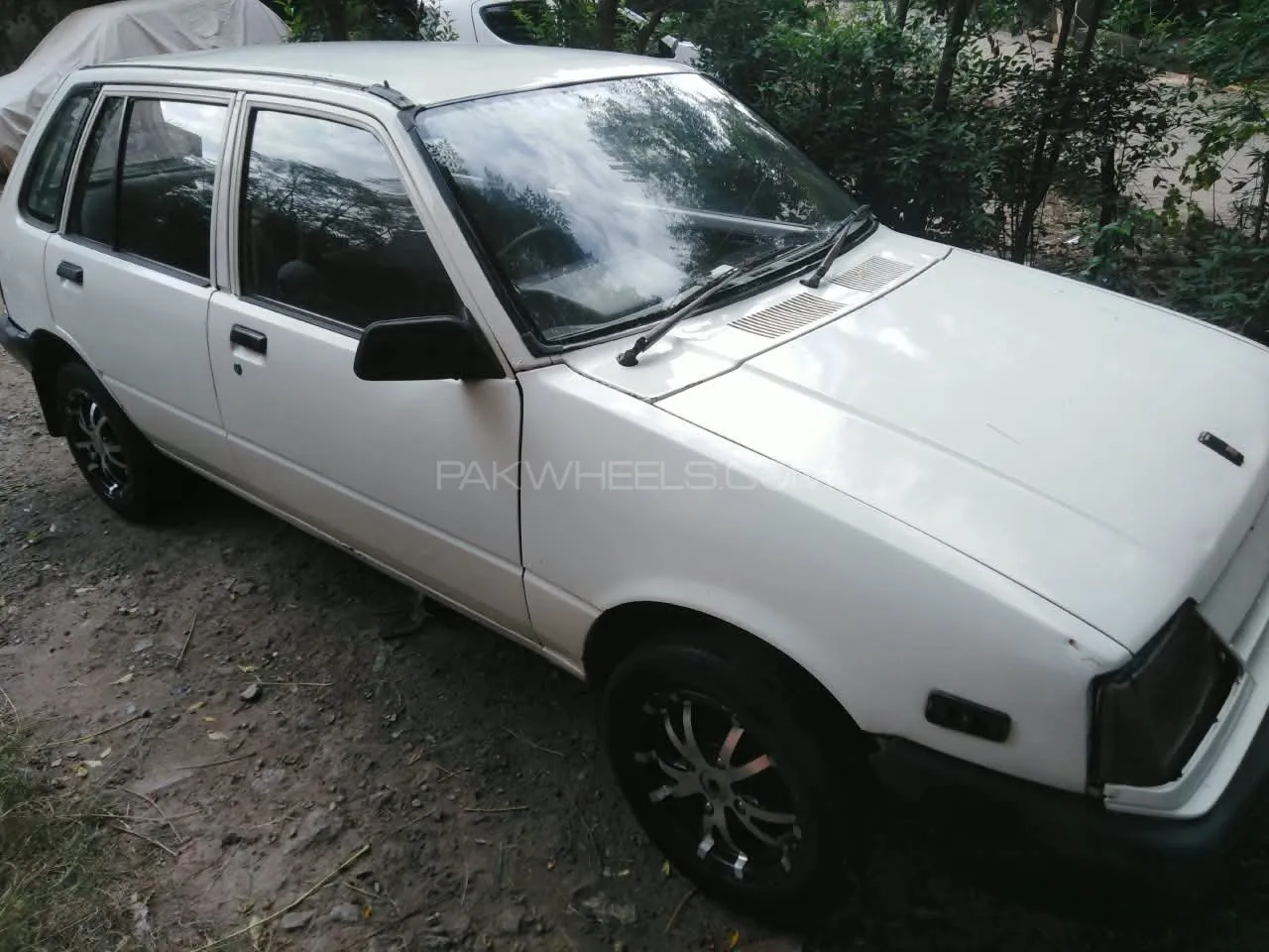 Suzuki Khyber