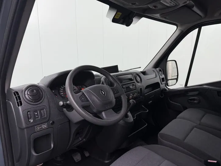 Renault Master 2019 photo 3