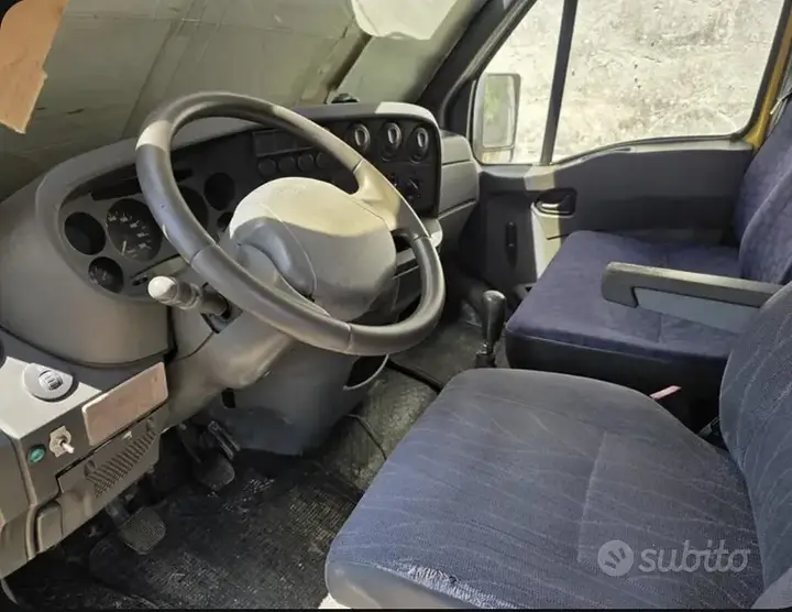 Iveco Daily 2003 photo 3
