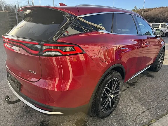 BYD Tang 2023 photo 5