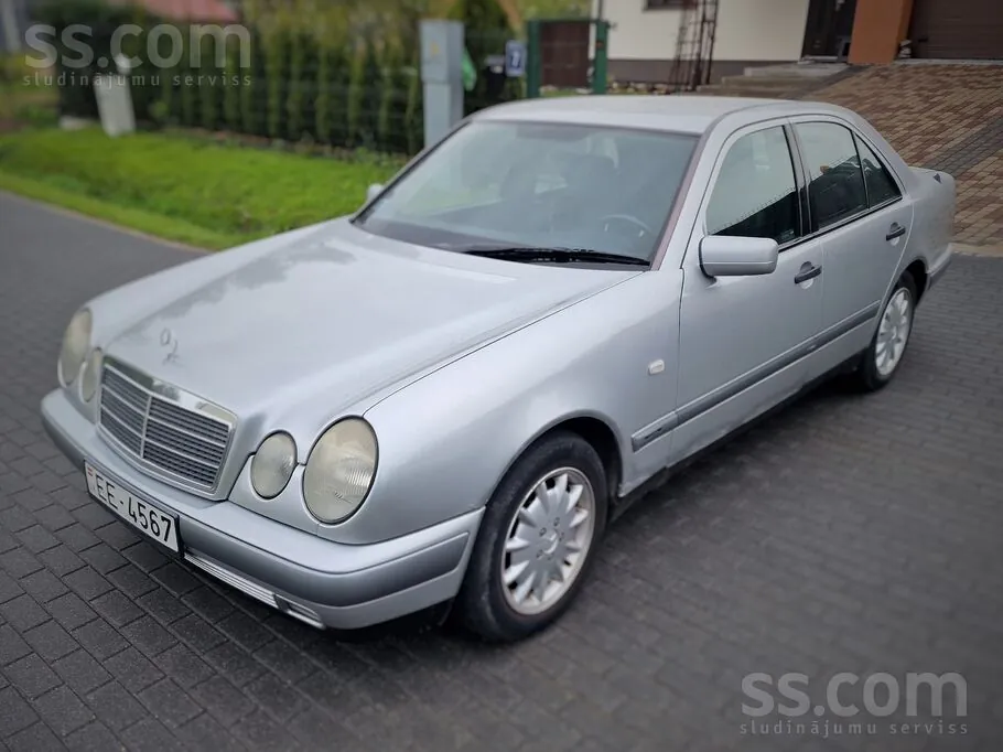 Mercedes-Benz E280