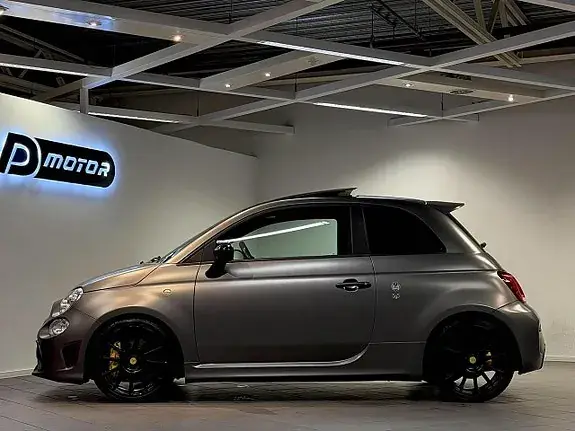 Abarth 595 2019 photo 2