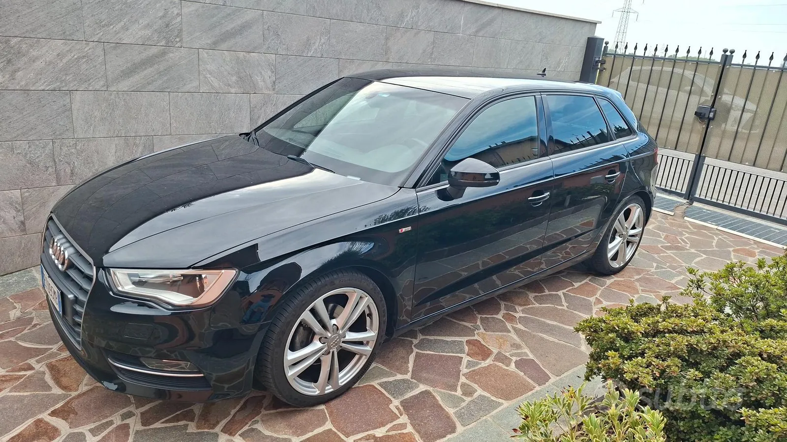 Audi A3 2014 photo 2