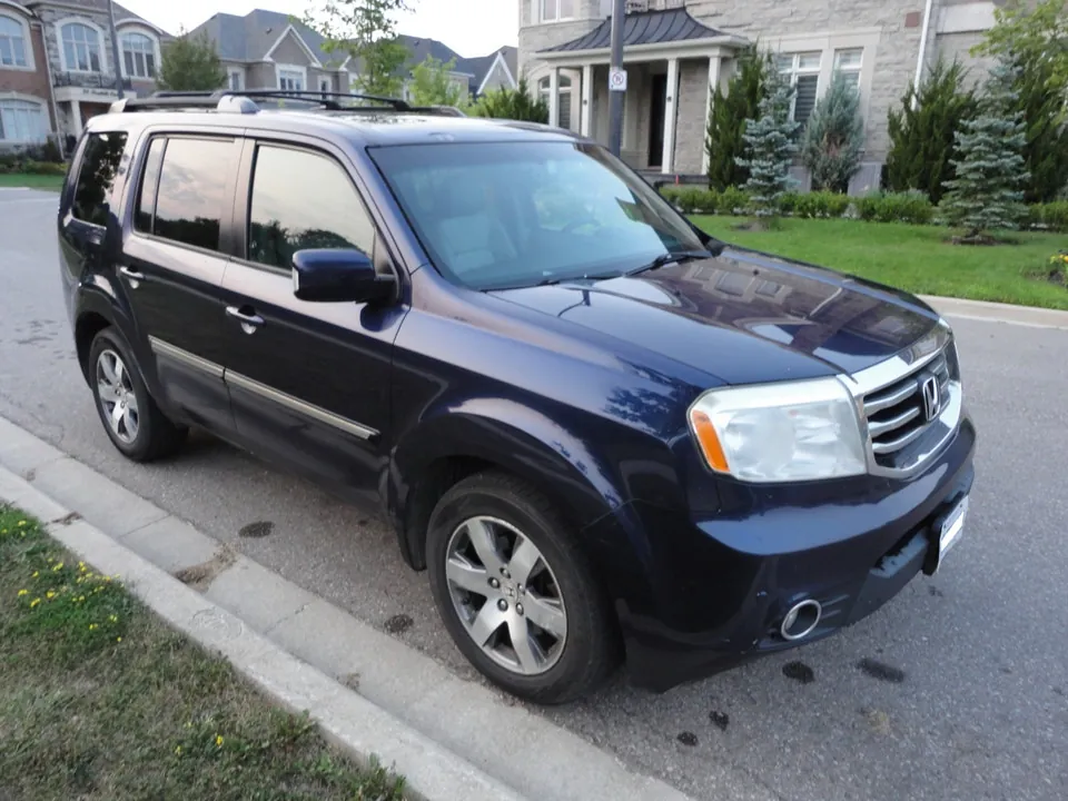 Honda Pilot 2014 photo 2