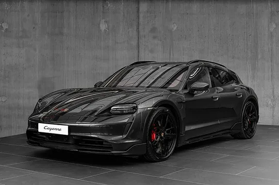 Porsche Taycan Cross Turismo