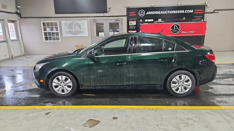 Chevrolet Cruze 2014 photo 2