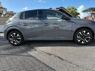 Peugeot 208 2025 photo 5