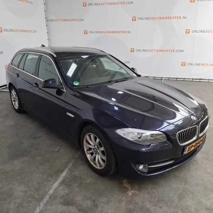 BMW 5 Series 2013 photo 3