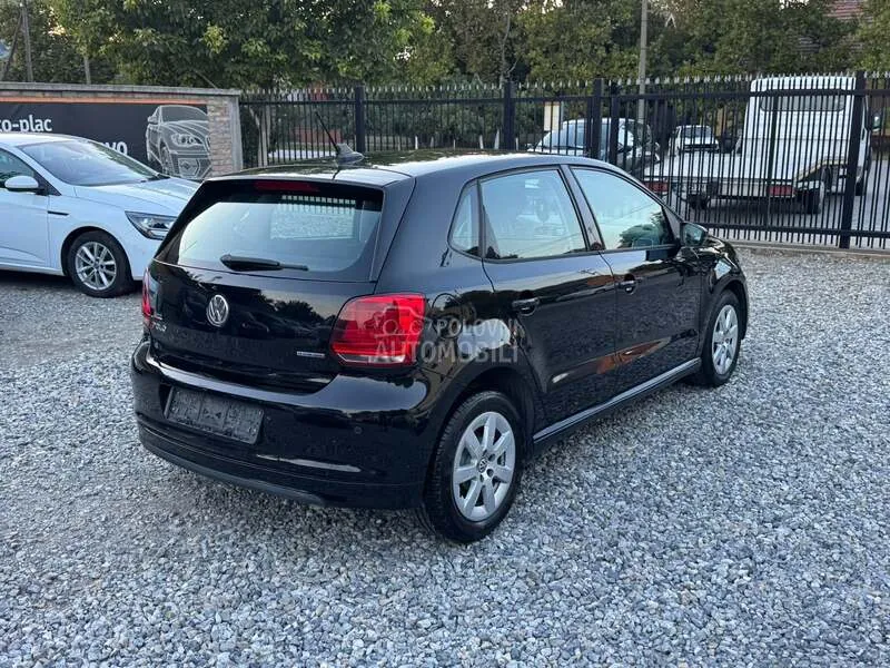 Volkswagen Polo 2012 photo 5