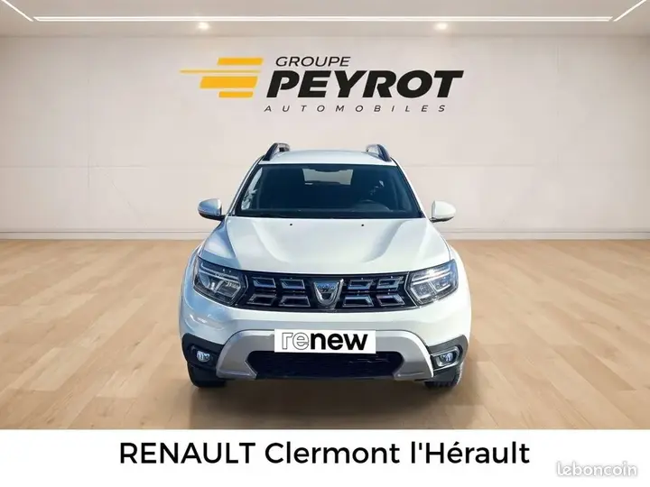 Dacia Duster 2022 photo 2