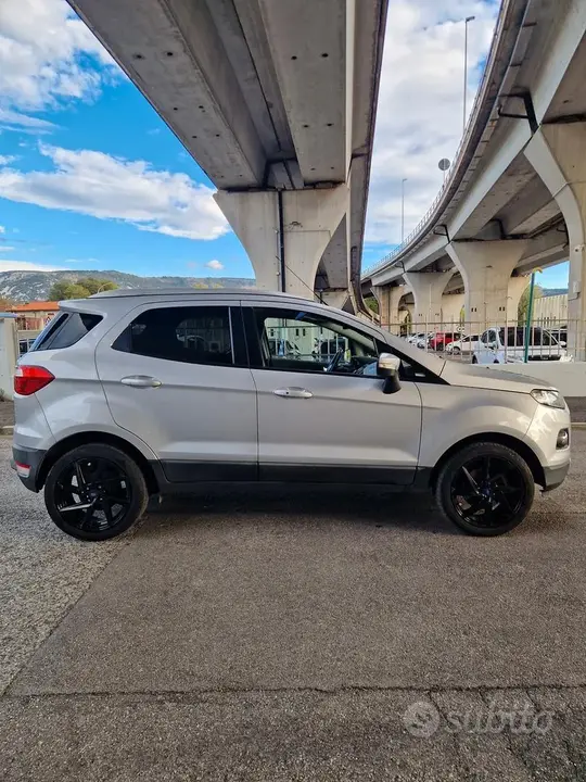 Ford Ecosport 2016 photo 4