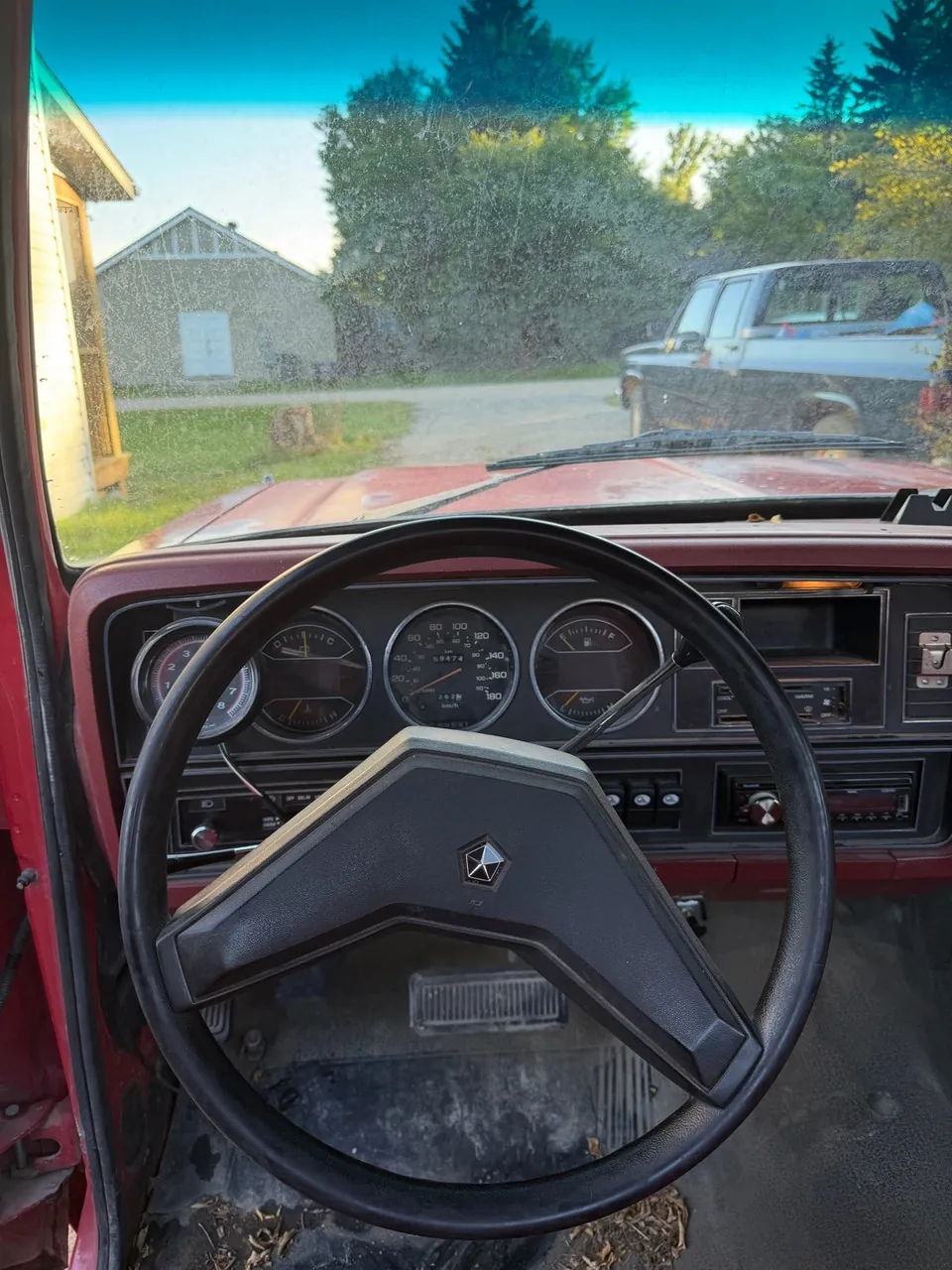 Dodge Ram D250 1986 photo 4