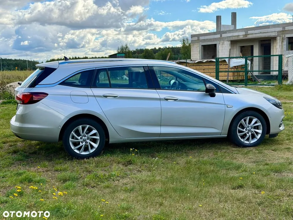 Opel Astra 2021 photo 4