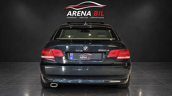 BMW 320D 2009 photo 5
