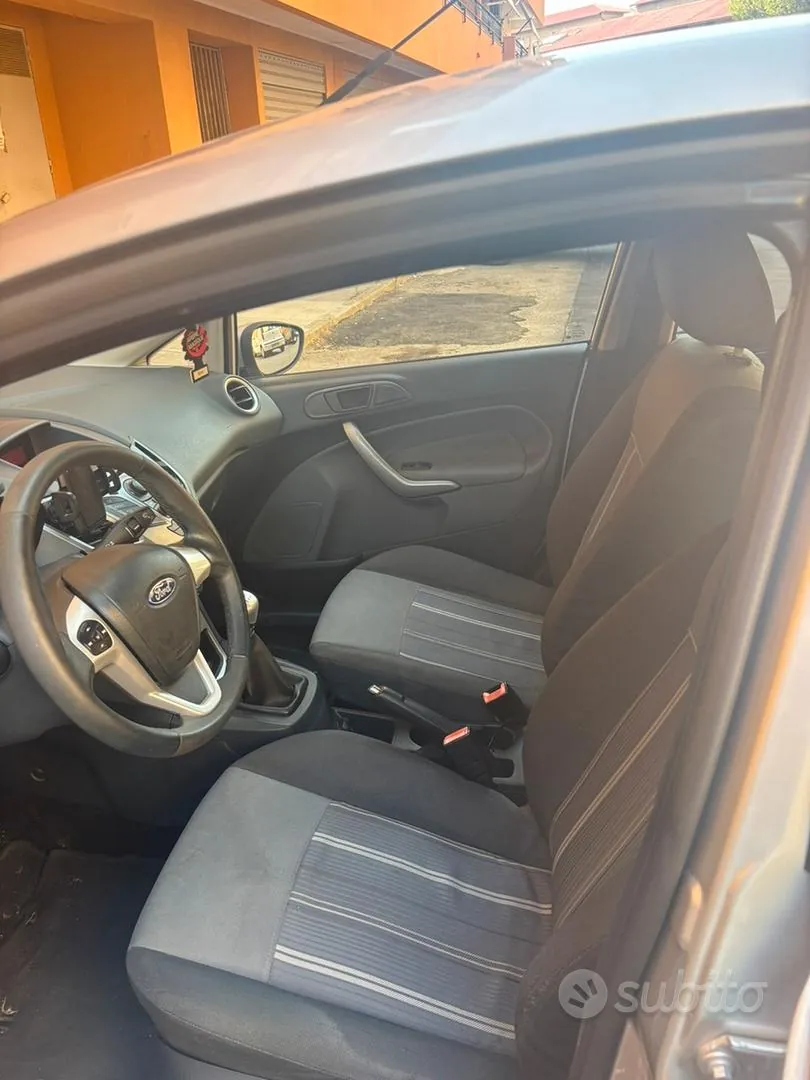 Ford Fiesta 2009 photo 5