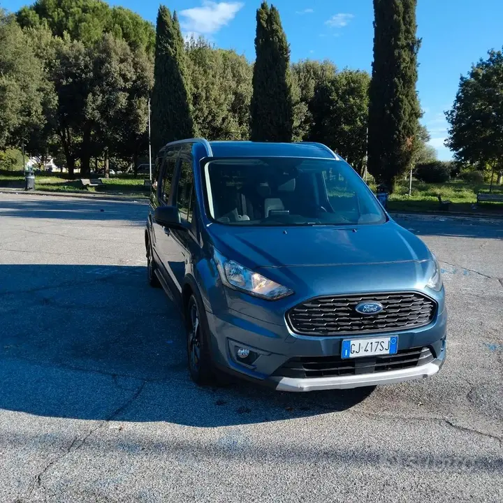 Ford Tourneo Connect 2022 photo 2