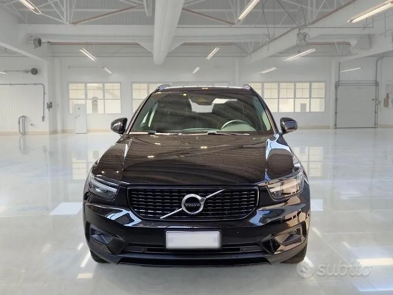 Volvo Xc40 2021 photo 2