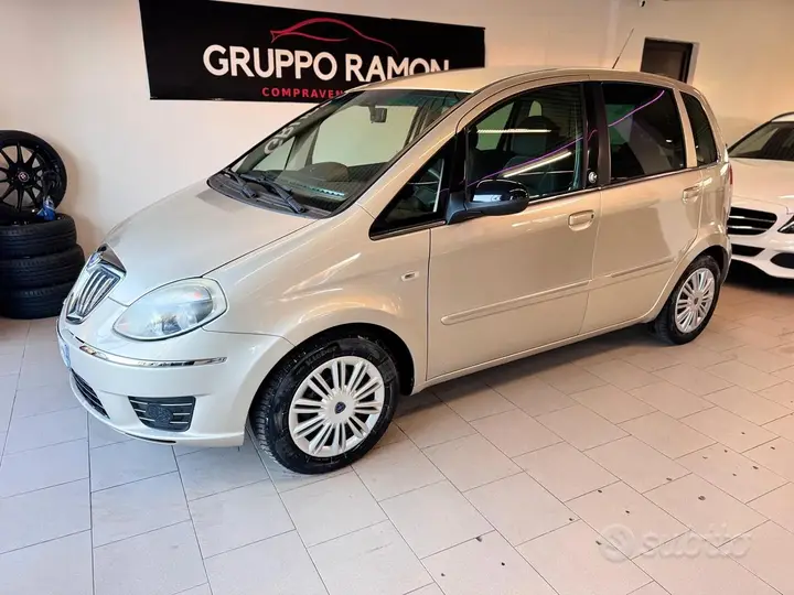 Lancia Musa 2011 photo 3