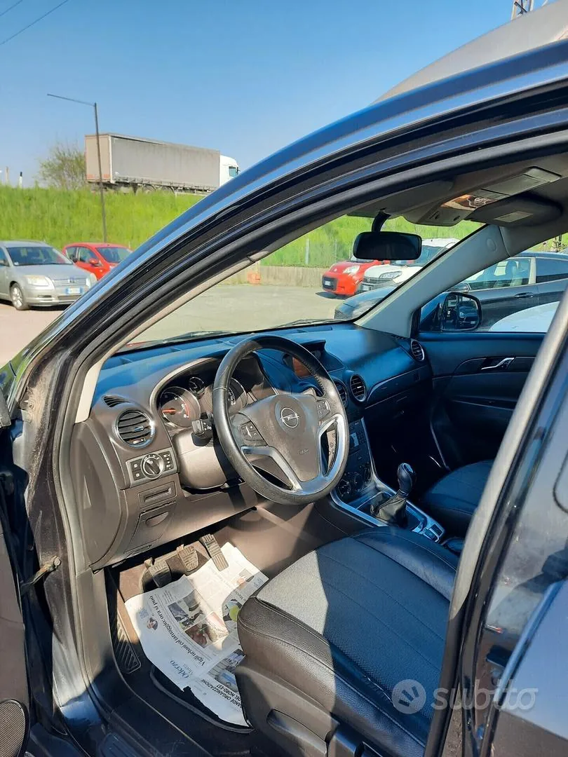 Opel Antara 2012 photo 2